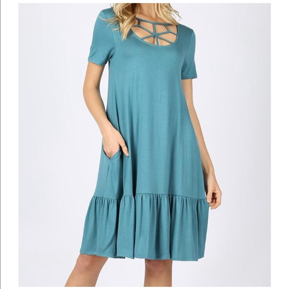 Caged neckline, short sleeve dress